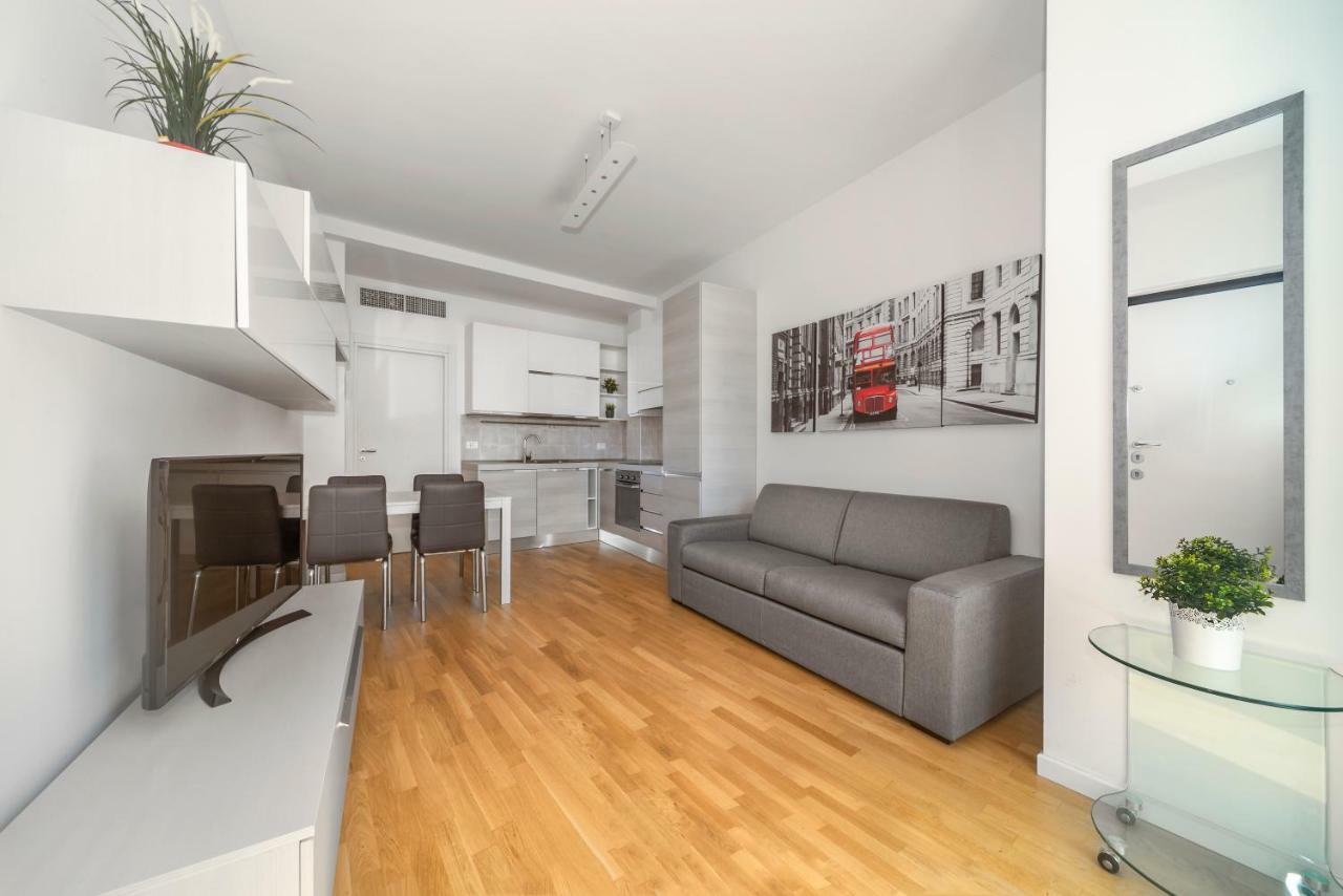 Casa da Suite Luce Milão Exterior foto