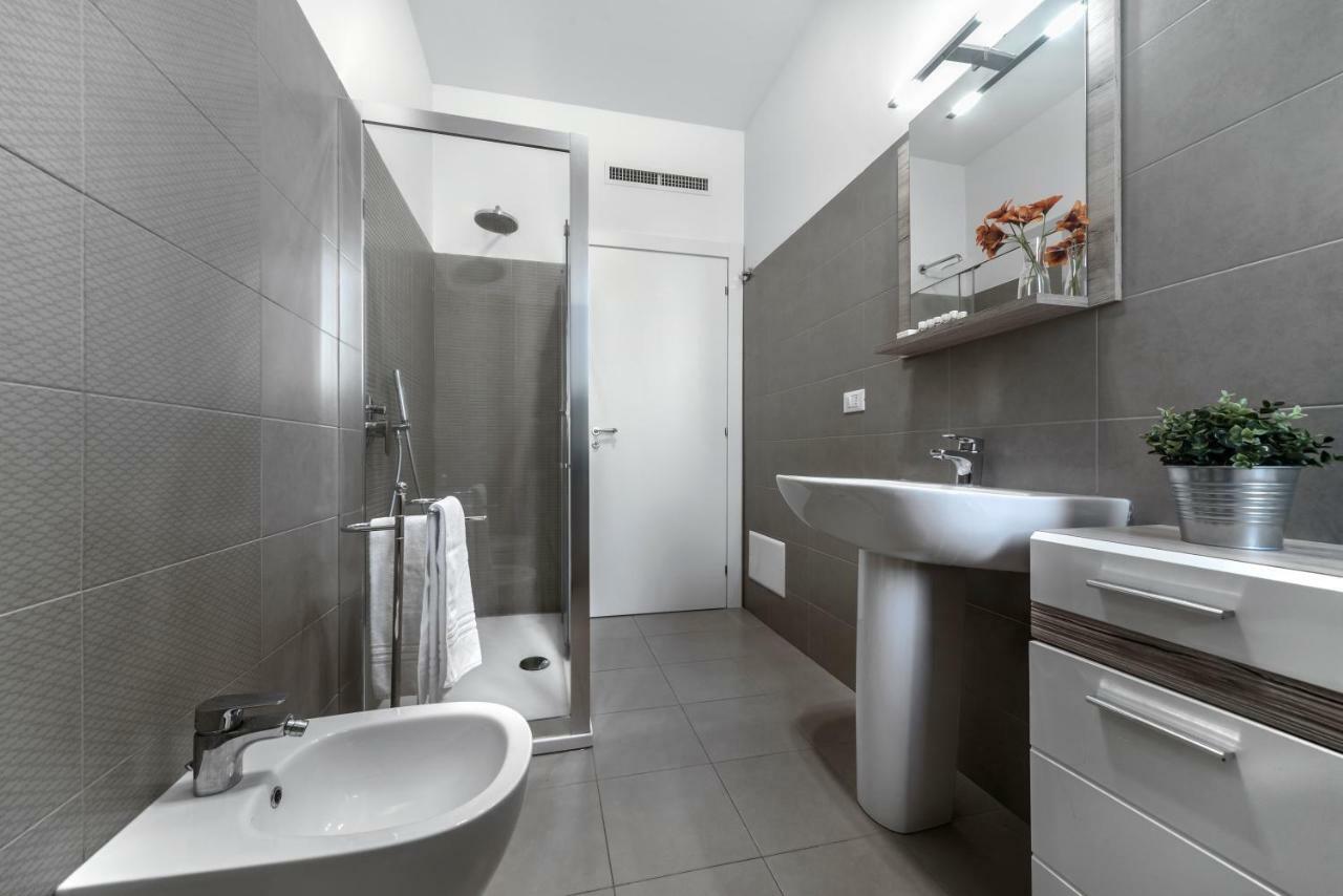 Casa da Suite Luce Milão Exterior foto
